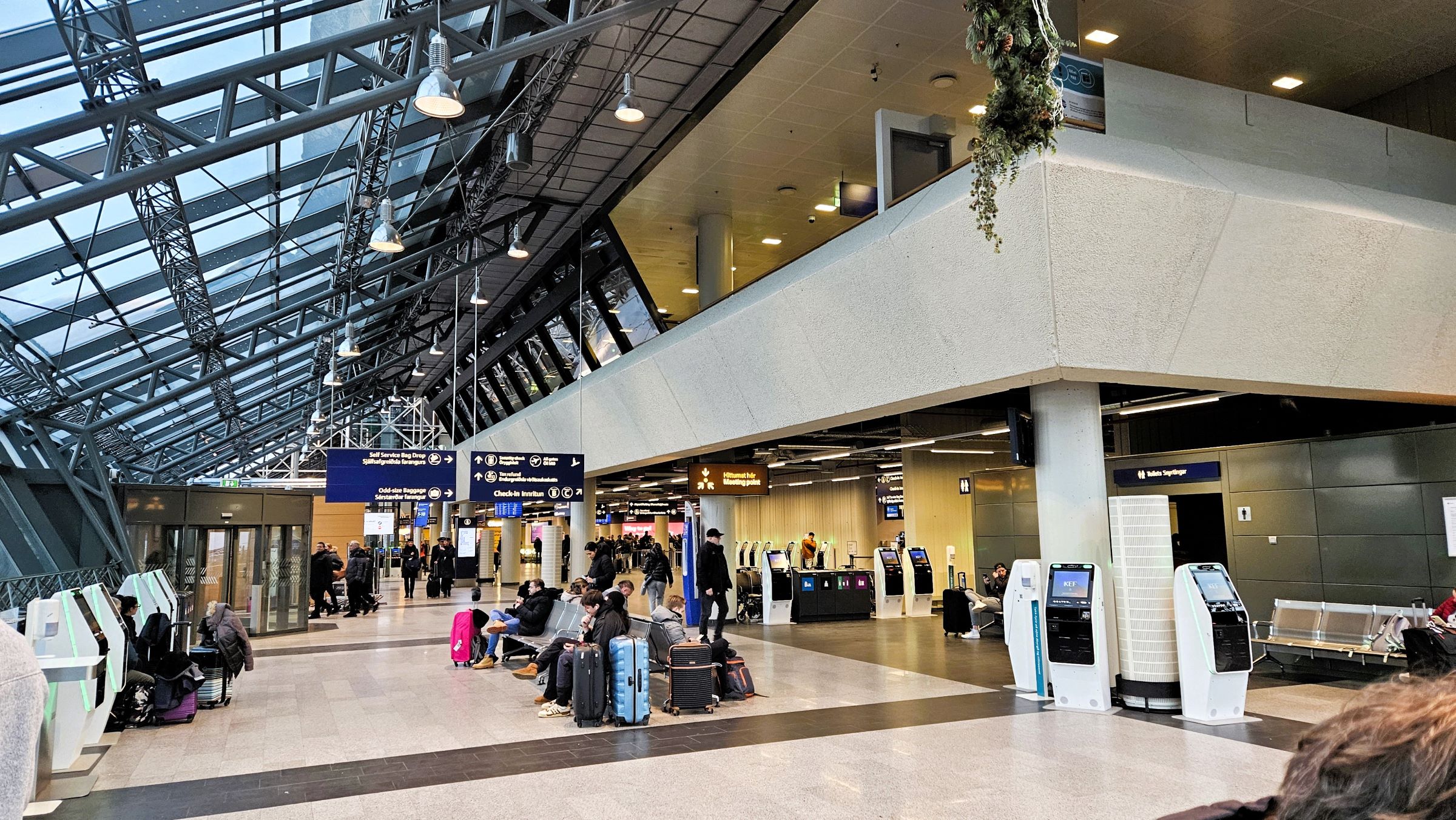 The Ultimate Traveler’s Guide: Getting to & from Reykjavík Domestic Airport (RKV) — and Why Hótel Reykjavík Saga Is Your Smartest Stay Choice