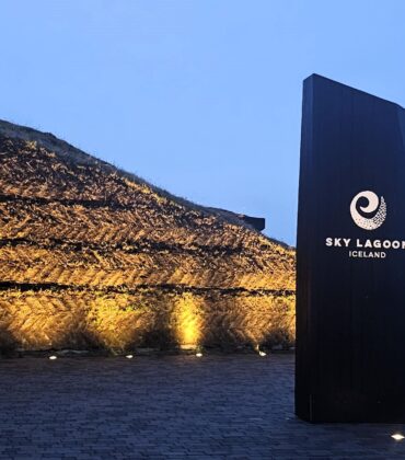The Ultimate Icelandic Wellness Escape: Sky Lagoon Experience + Hótel Reykjavík Saga — Your Seamless, Luxe Reykjavík Base